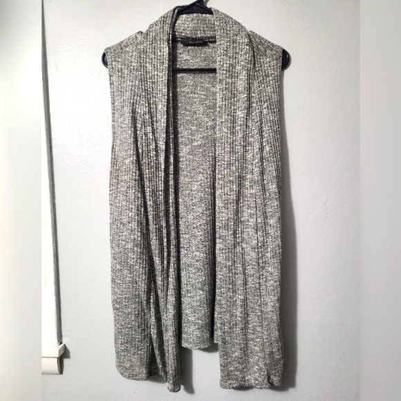 j.m. fleurette Sweaters - Soft Knit Sleeveless Cardigan